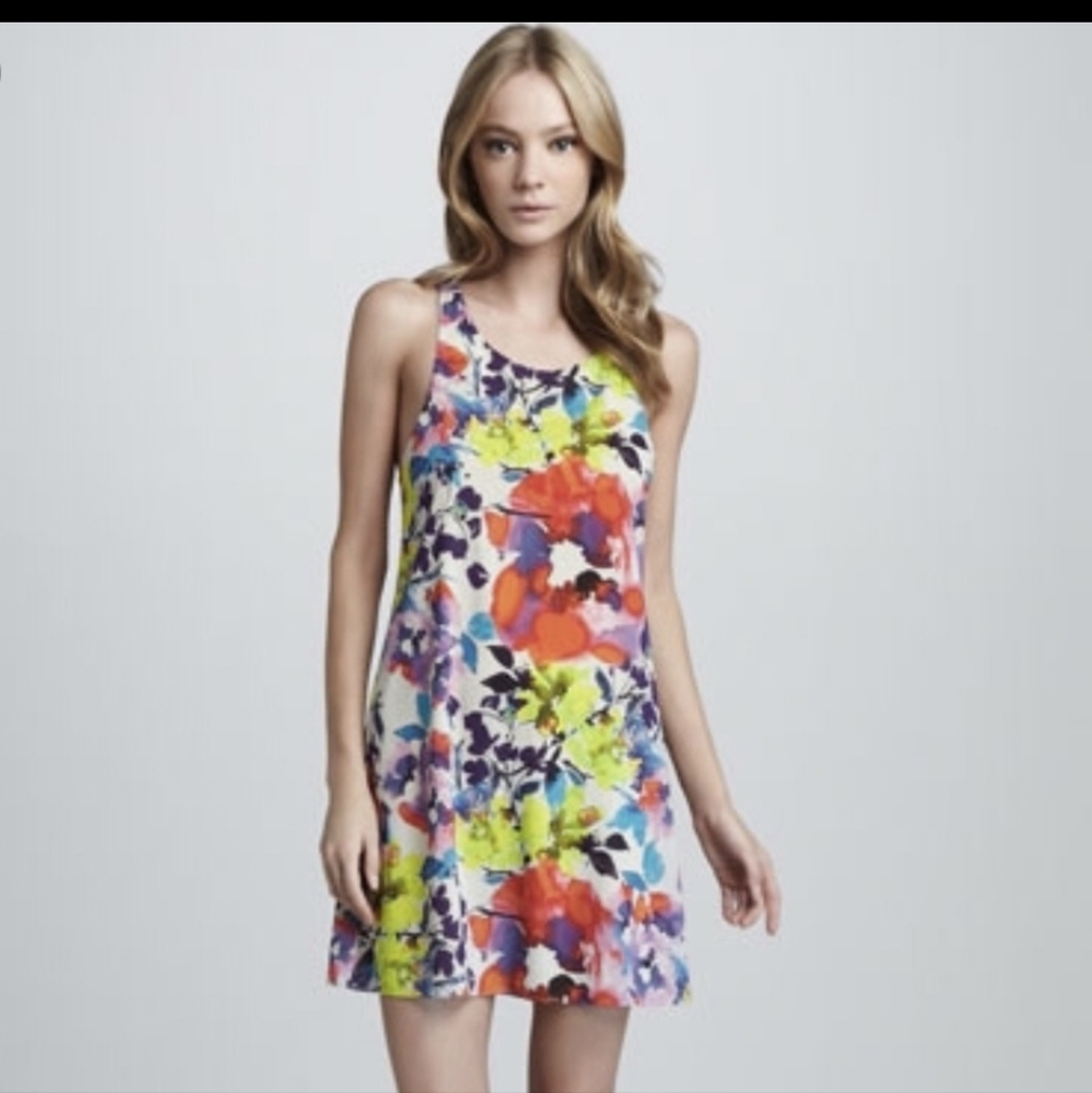 Alice + Olivia sheath dress